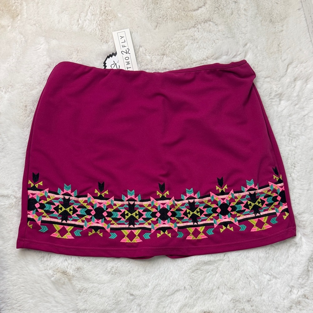 NWT Two 2 Fly Women's Magenta Embroidered Skort 2X